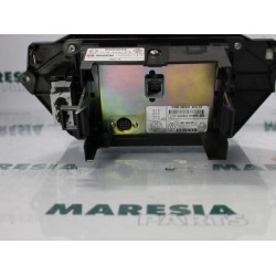 Renault - Megane Scenic - Navigation Display