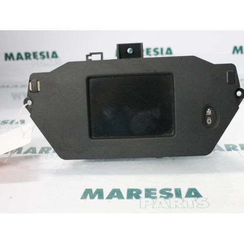 Renault - Megane Scenic - Navigation Display