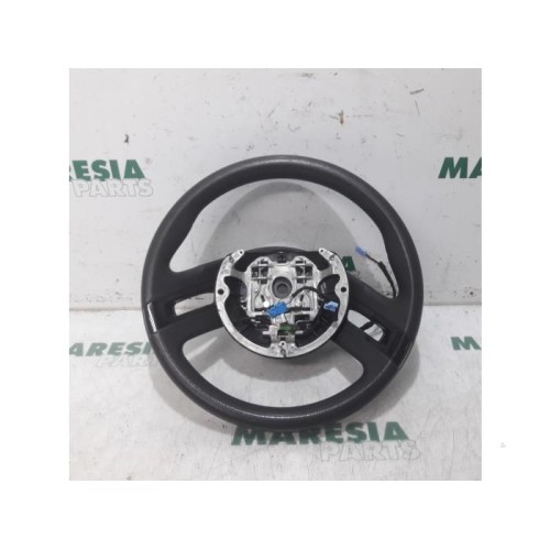 Citroen - C4 Picasso - Steering wheel