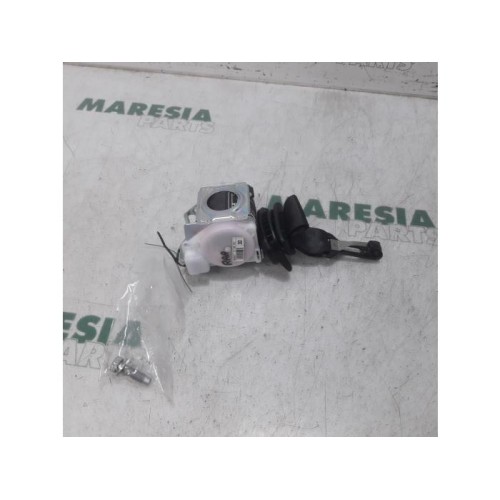 Citroen - C4 Picasso - Rear seatbelt, right