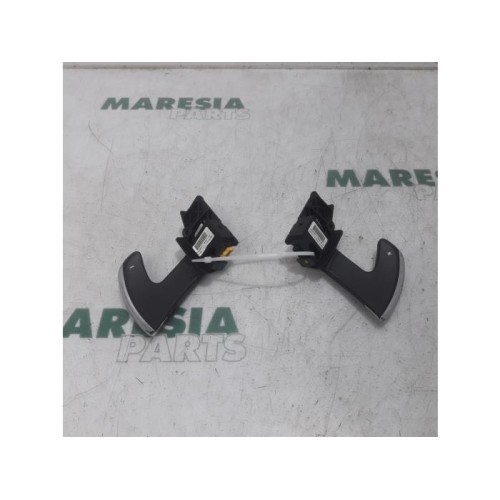 Citroen - C4 Picasso - Kit manettes de commande