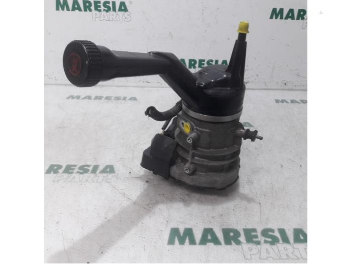 Citroen - C4 Picasso - Power steering pump
