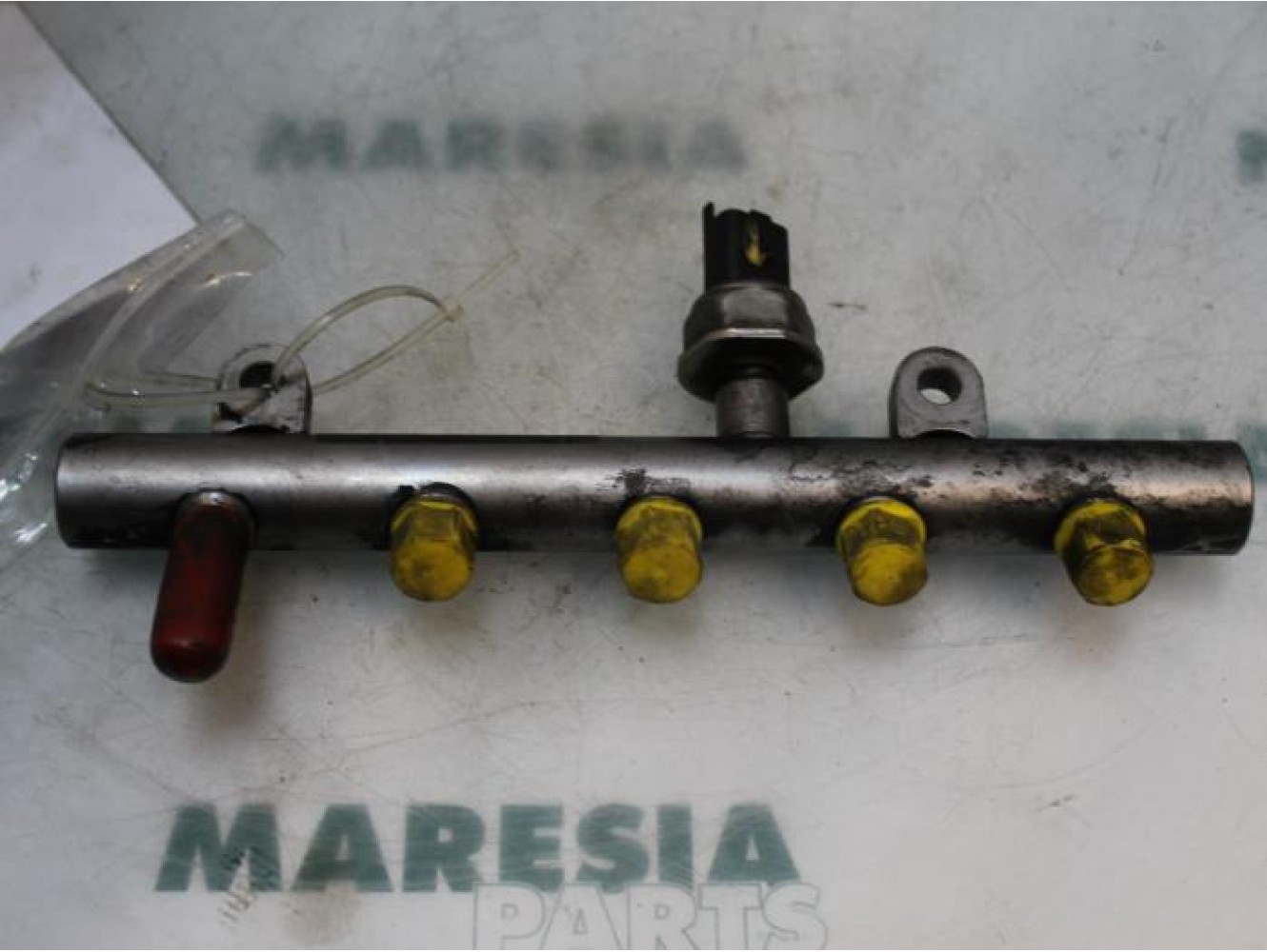 Peugeot - 407 - Fuel injector nozzle