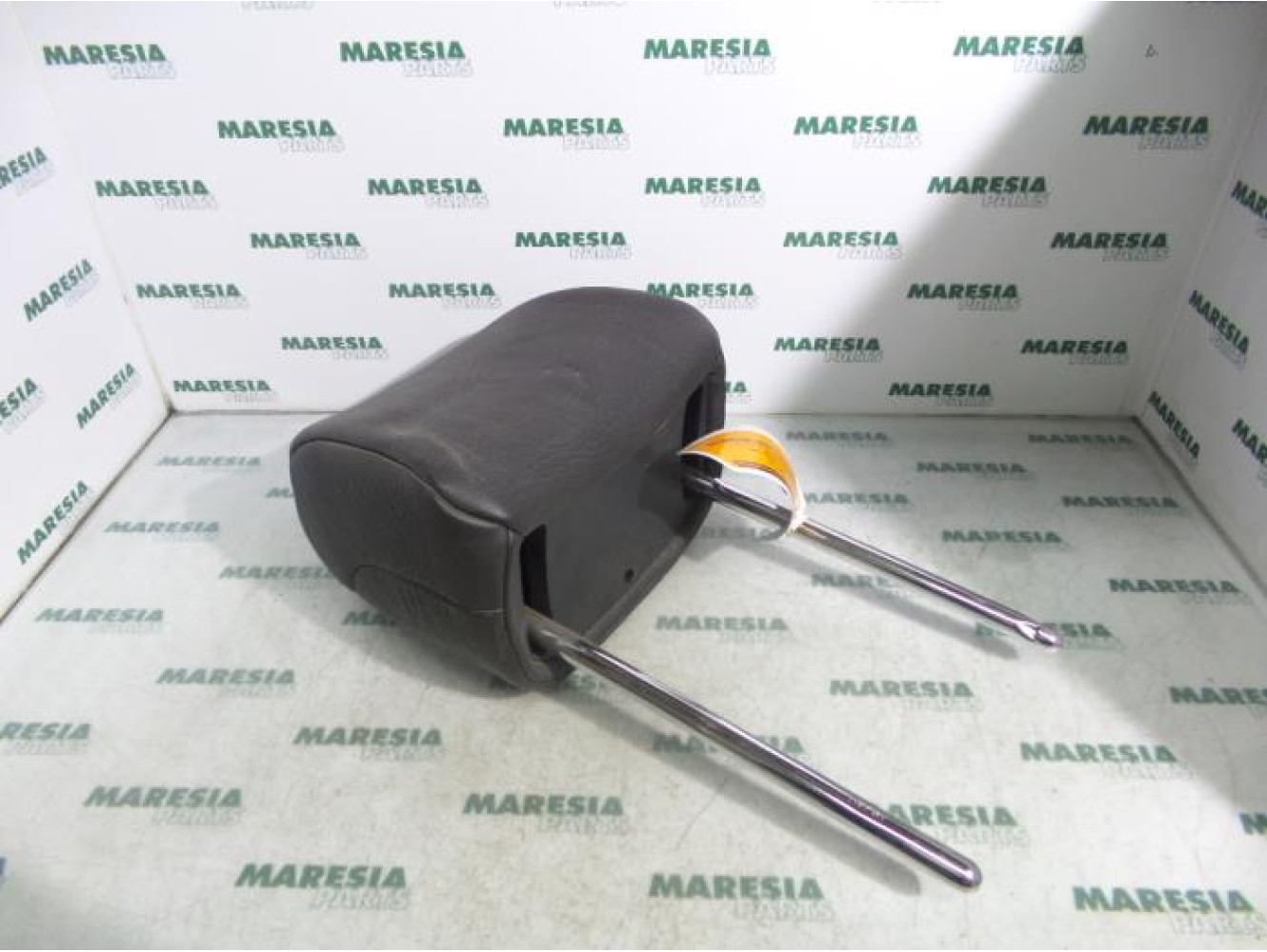 Peugeot - 307 - Headrest
