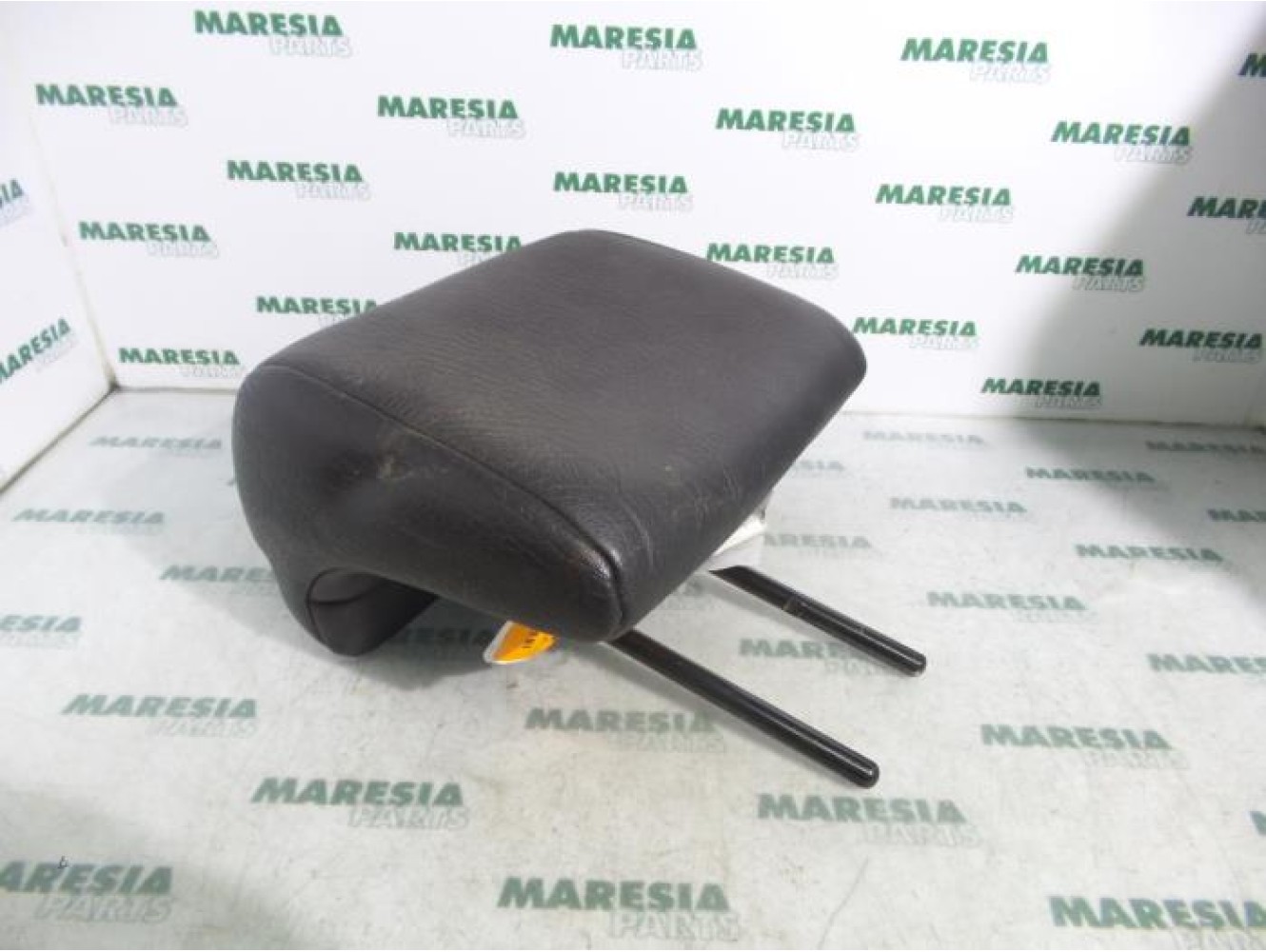 Peugeot - 307 - Headrest