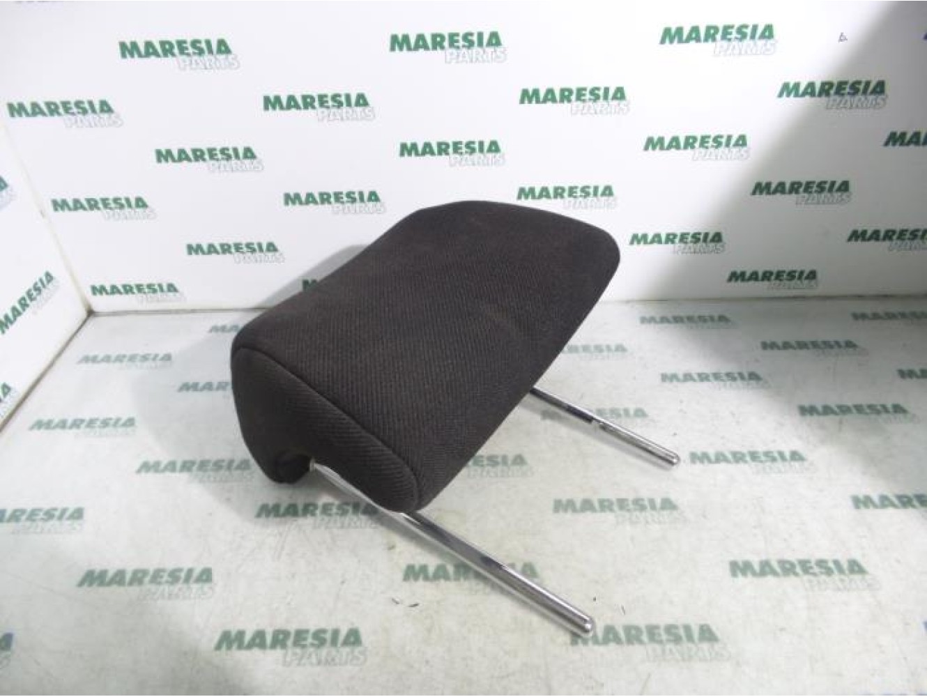 Peugeot - 307 - Headrest