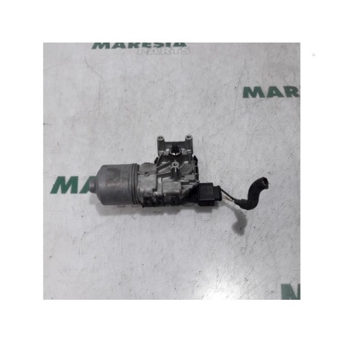 Fiat - Doblo - Front wiper motor