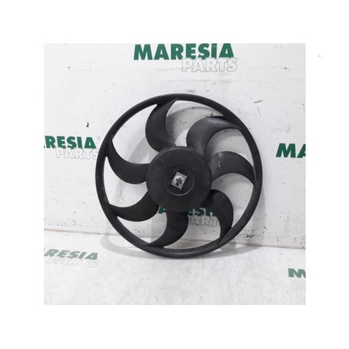Fiat - Doblo - Fan motor