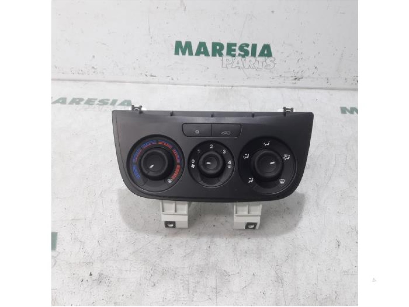 Fiat - Doblo - Panneau de commandes chauffage