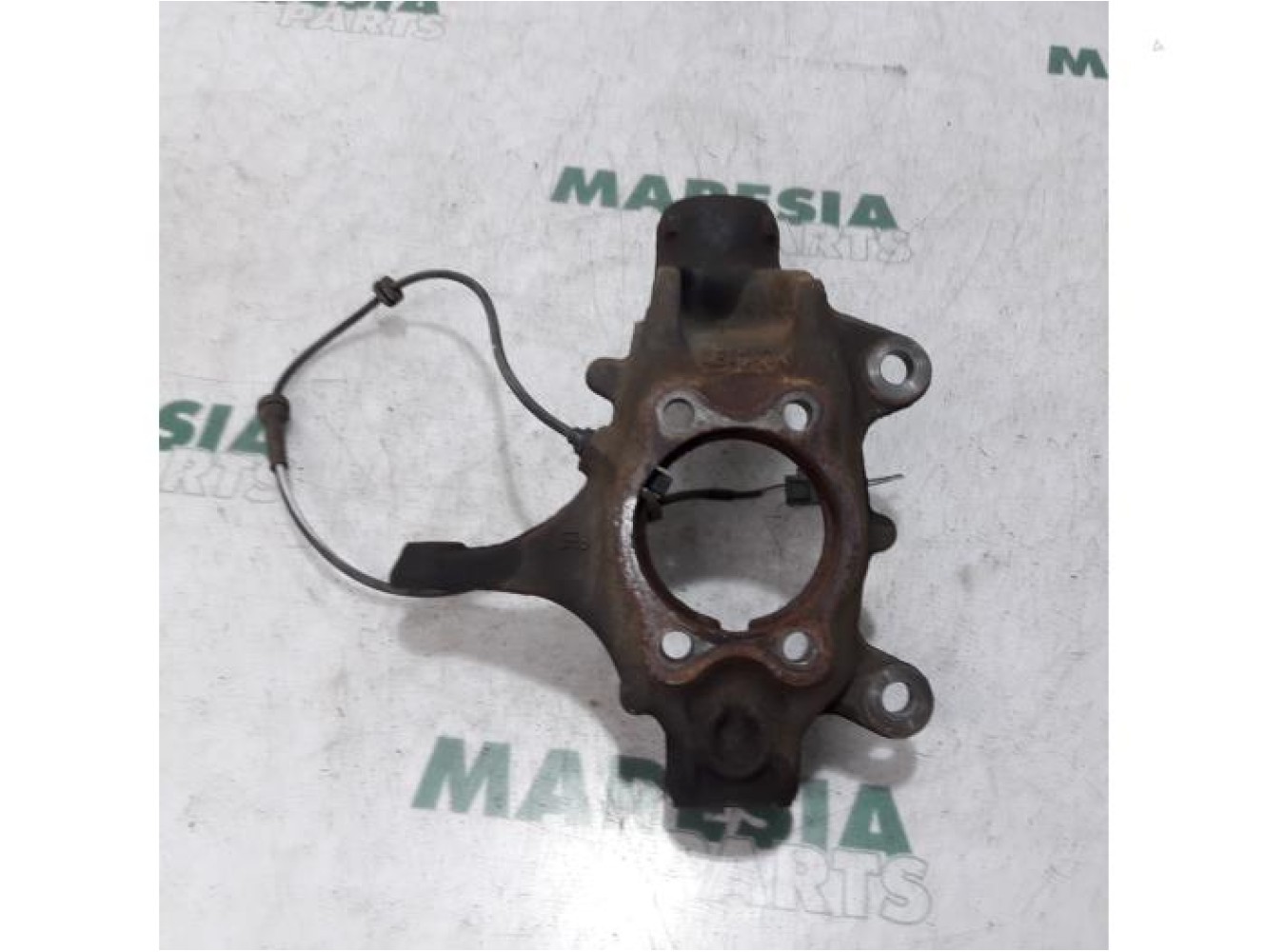 Renault - Kadjar - Knuckle, front right