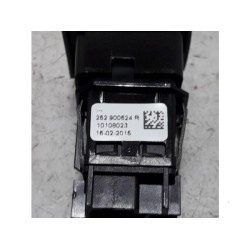 Renault - Kadjar - Panic lighting switch