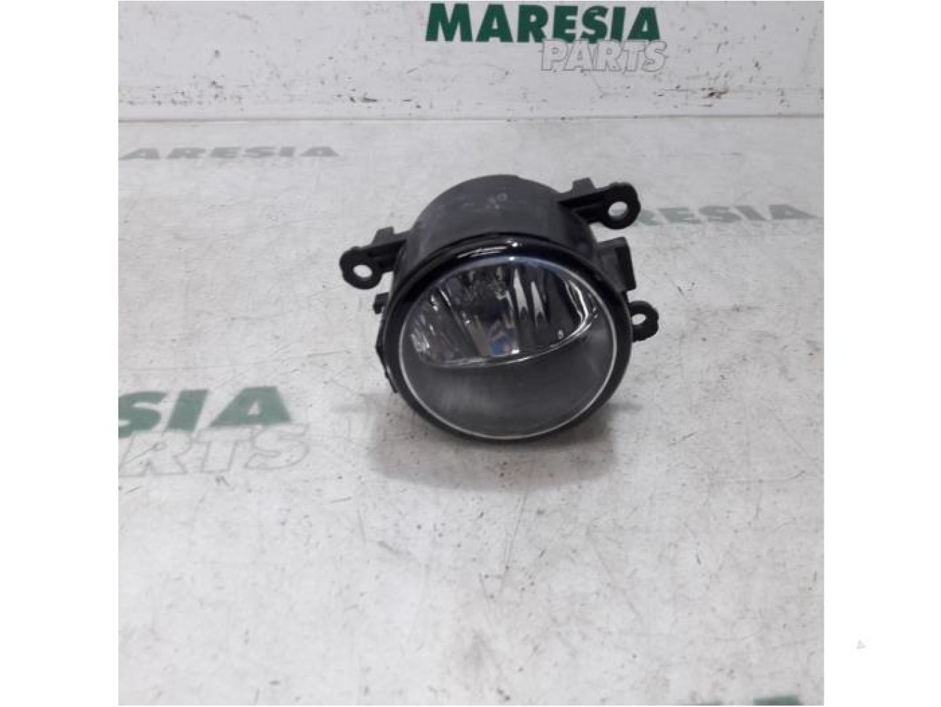 Renault - Kadjar - Fog light, front left