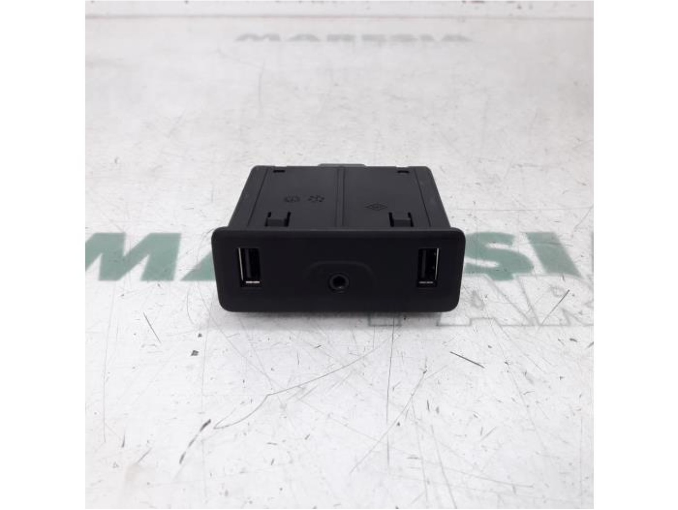 Renault - Kadjar - AUX/USB aansluiting