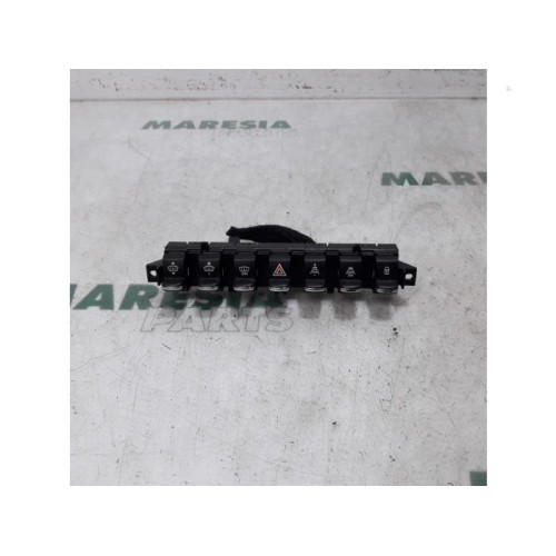 Peugeot - 3008 - Switch