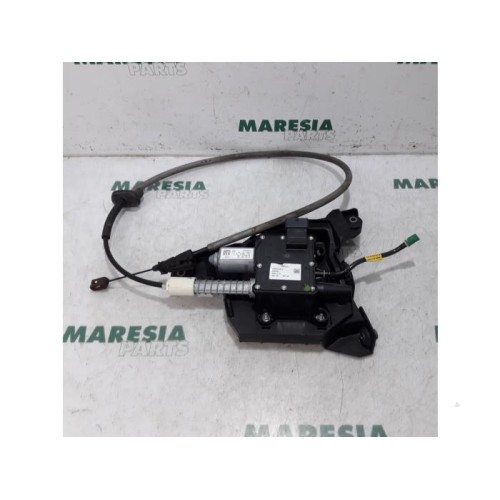 Peugeot - 3008 - Parking brake mechanism