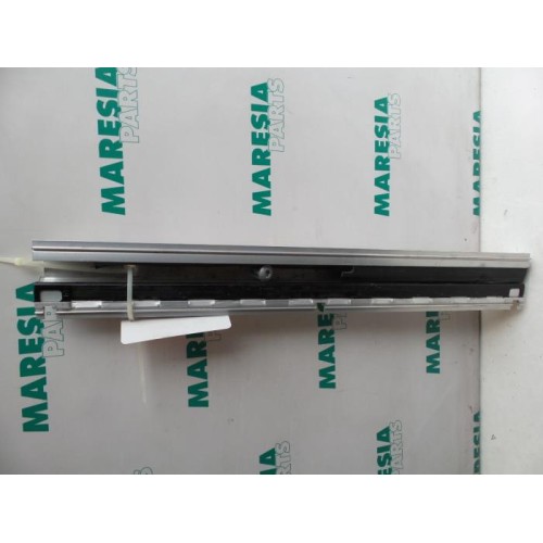 Peugeot - 807 - Seat rails, left