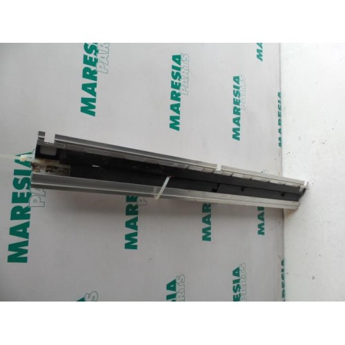 Peugeot - 807 - Seat rails, right
