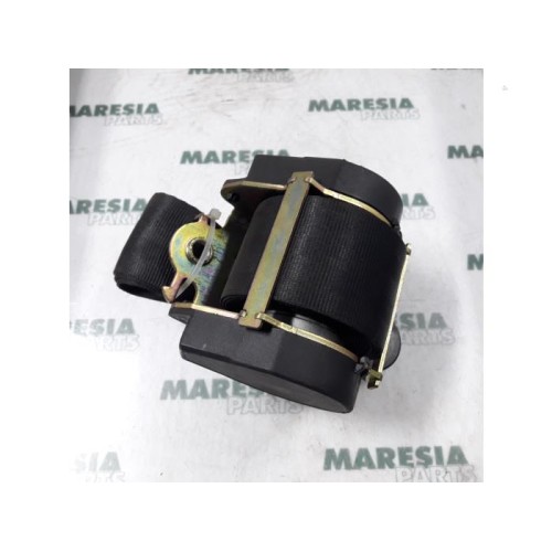 Peugeot - 807 - Rear seatbelt, right