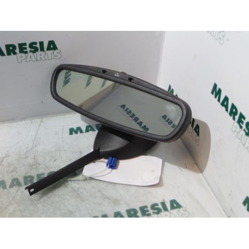 Peugeot - 807 - Rear view mirror