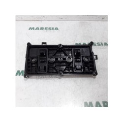 Renault - Megane Scenic - Rocker cover