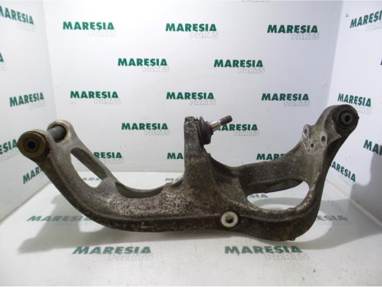 Peugeot - 407 - Querlenker links vorne