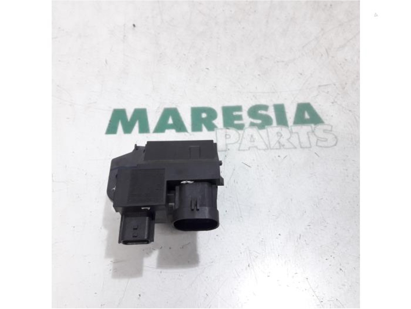 Renault - Clio - Cooling fan resistor