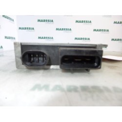 Renault - Megane Scenic - Glow plug relay