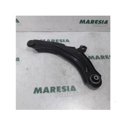 Renault - Clio - Front lower wishbone, right