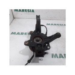 Renault - Clio - Knuckle, front right