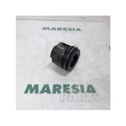 Citroen - C5 - Piston