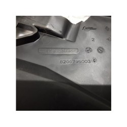 Renault - Megane - Couvercle de distribution
