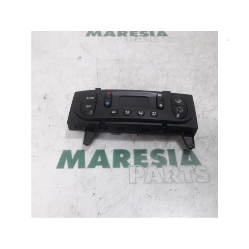 Renault - Megane Scenic - Heater control panel