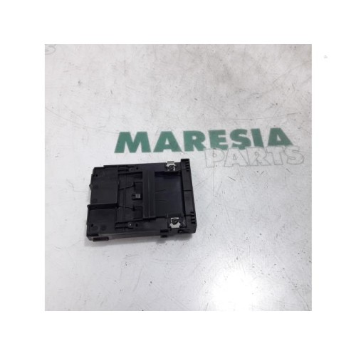 Renault - Koleos - Card reader (lock)