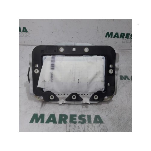 Renault - Megane - Right airbag (dashboard)