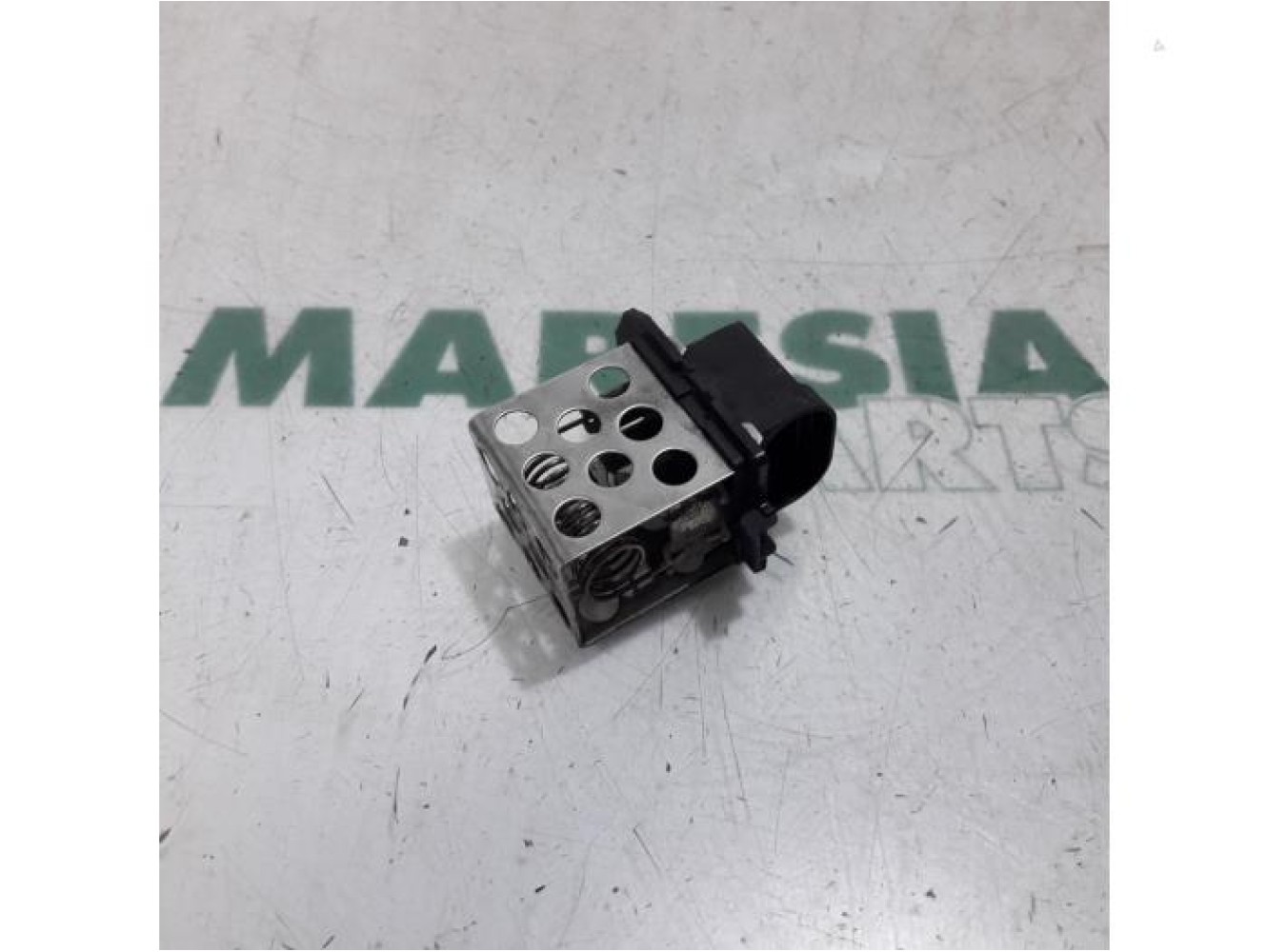Renault - Megane - Cooling fan resistor
