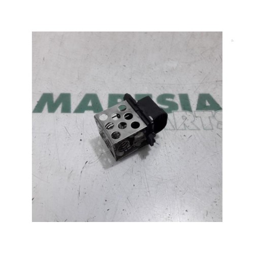 Renault - Megane - Cooling fan resistor