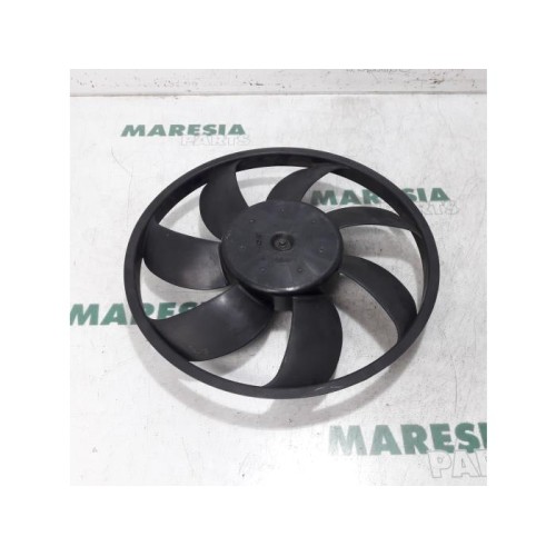 Renault - Megane - Fan motor