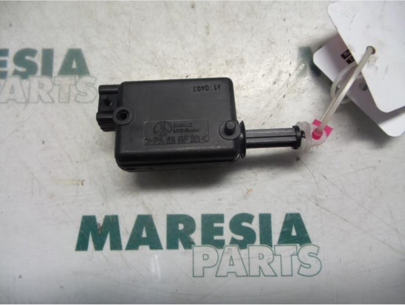 Peugeot - 807 - Central locking motor