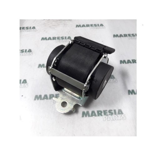 Peugeot - 407 - Sicherheitsgurt links hinten