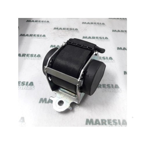 Peugeot - 407 - Rear seatbelt, right