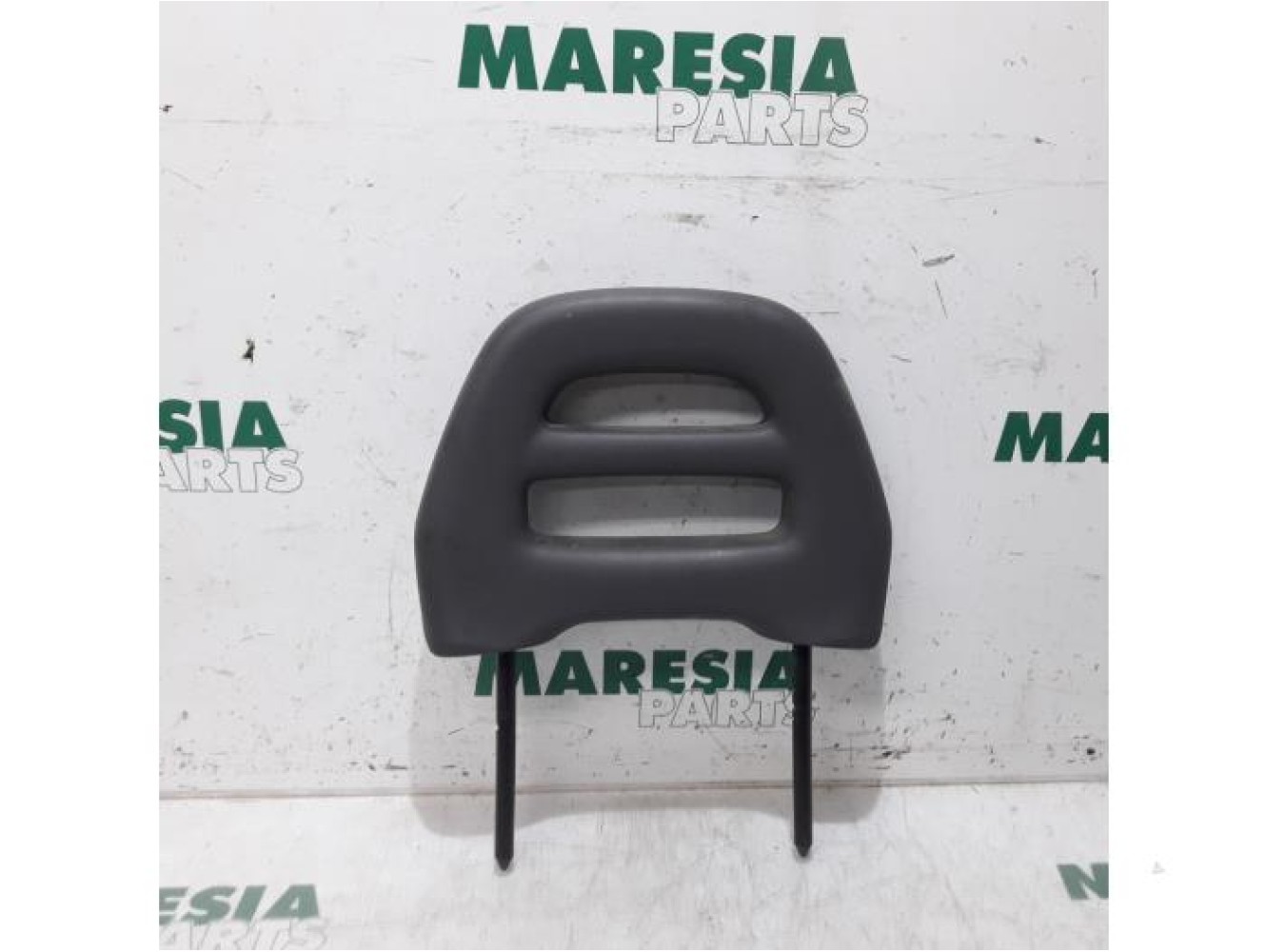 Peugeot - Boxer - Headrest