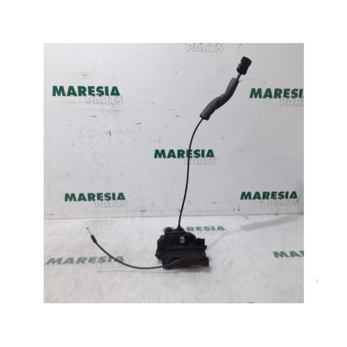 Renault - Megane Scenic - Rear door mechanism 4-door, right