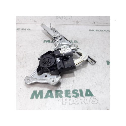 Renault - Megane Scenic - Rear door window mechanism 4-door, right