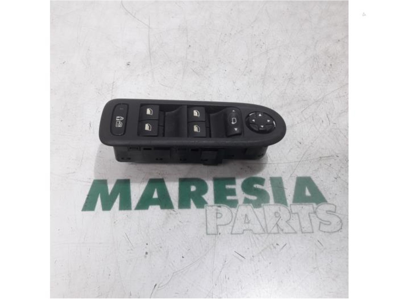 Peugeot - 308 - Multi-functional window switch