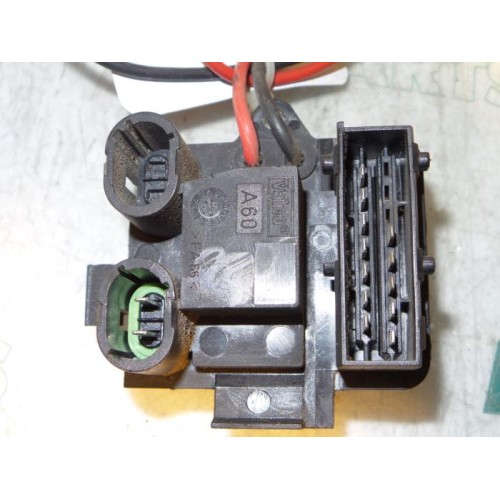 Renault - Clio - Heater resistor