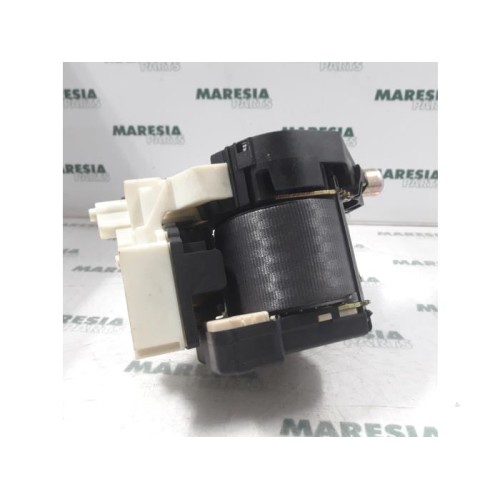 Fiat - Punto - Front seatbelt, right