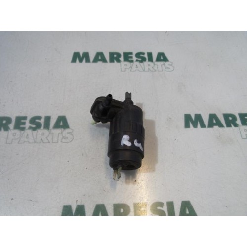 Alfa Romeo - 147 - Scheibensprüherpumpe vorne