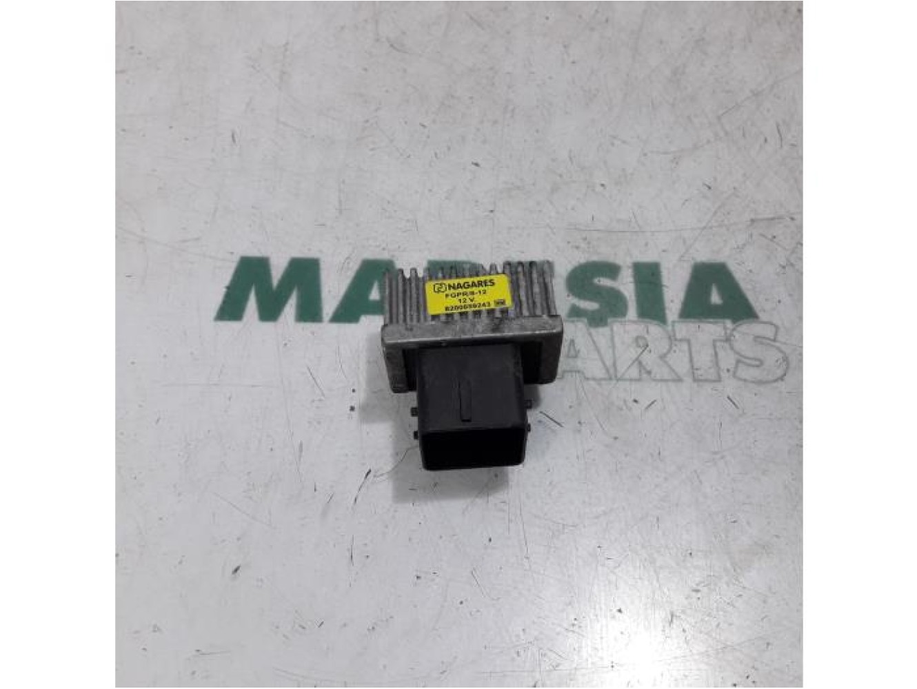 Renault - Megane Scenic - Glow plug relay