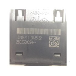 Renault - Megane Scenic - AUX / USB connection