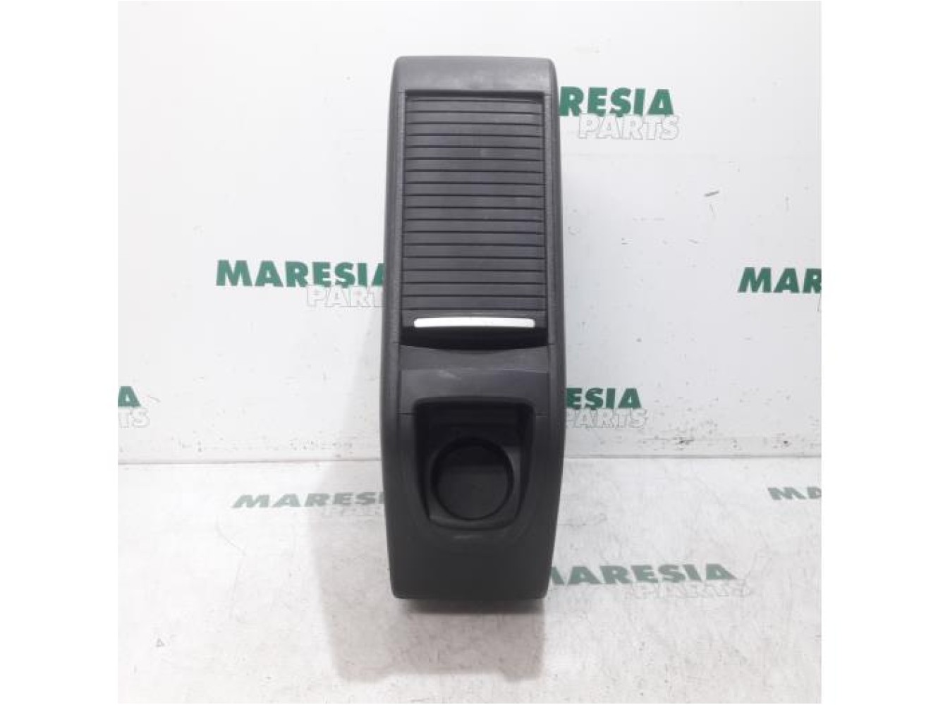 Peugeot - Partner - Middle console